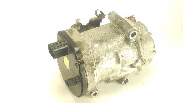 Компресор кліматичної установки Toyota Prius