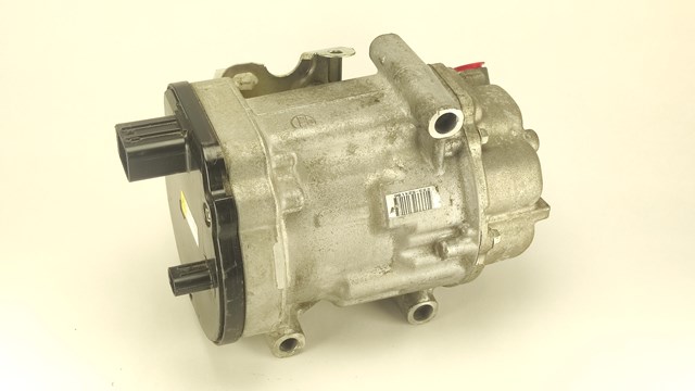Компресор холодоагенту 8837047092 TOYOTA