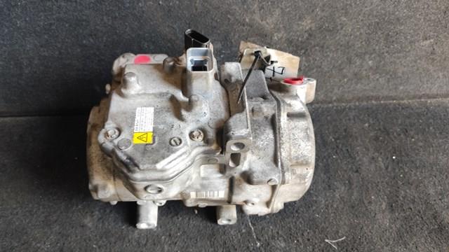 Компресор кондиціонера 8837048070 TOYOTA