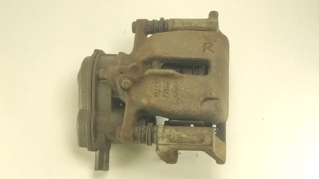 Супорт гальмівний задній правий 8K0615404A VAG