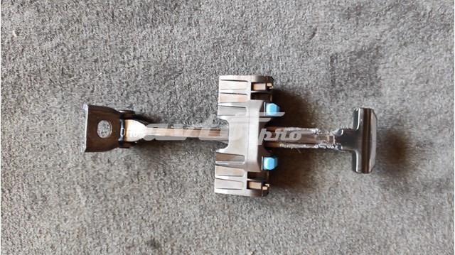 Обмежувач відкриття дверей, передній 8U0837249C VAG