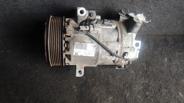 Компресор холодоагенту 926000734R RENAULT