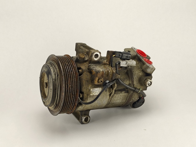 Компресор кондиціонера 926004CA0A NISSAN