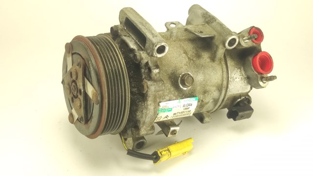 Компресор кондиціонера 9671451180 PEUGEOT