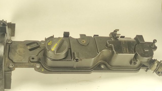 Кришка двигуна 9689112980 VOLVO
