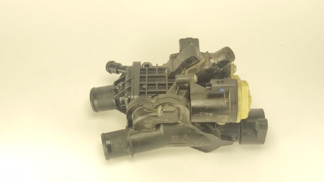 Корпус термостата в зборі 9804160380 PEUGEOT