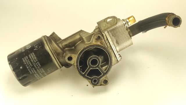 Корпус масляного фільтра 9807594380 PEUGEOT