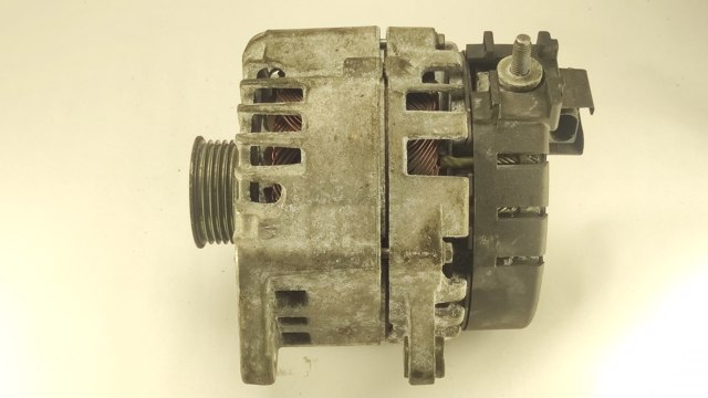 Авто генератор A0009062904 MERCEDES