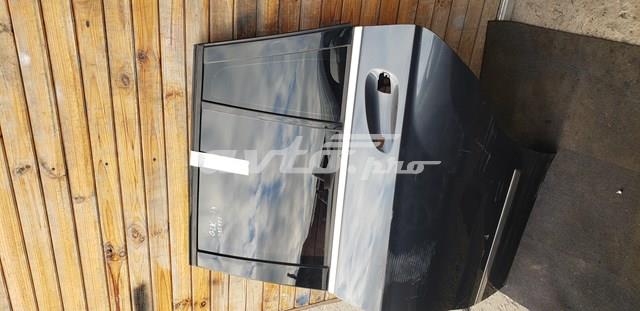 Двері пасажирськи задні ліві A2047301300 MERCEDES