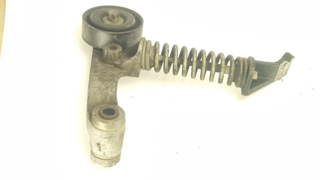 Натяжна планка поліклинового ременя A6512000570 MERCEDES