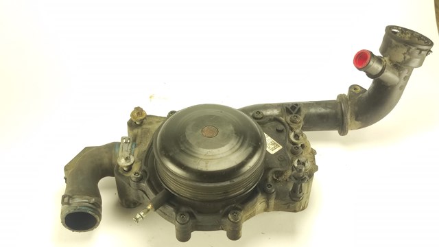 Насос системи охолодження A6512001901 MERCEDES