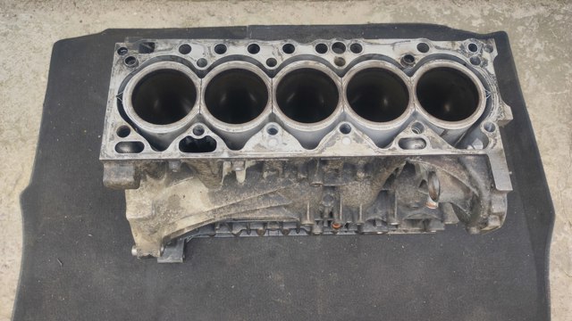 Мотор в зборі D5204T VOLVO