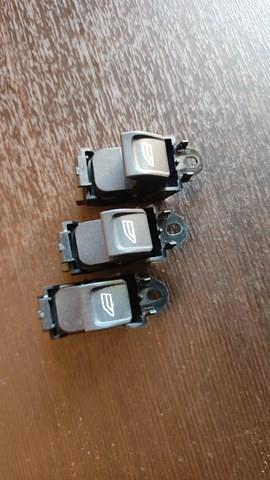 Кнопка вмикання двигуна склопідіймача задня LR008313 LAND ROVER