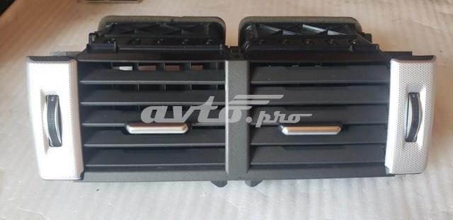 Решітка повітропровода LR025174 LAND ROVER