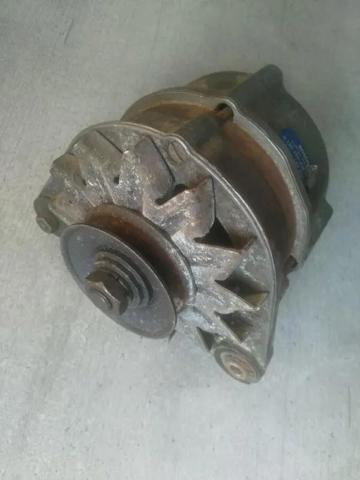 Генератор автомобільний 0120489036 BMW