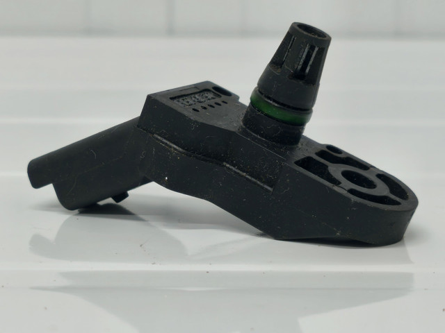 Датчик наддува 0261230043 BOSCH