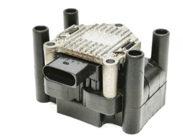 Котушка 032905106 VAG