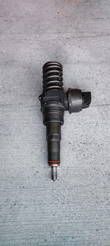 Форсунка паливна 038130073BN VAG