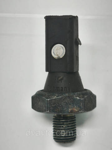 Датчик тиску масла двигуна 038919081C VAG