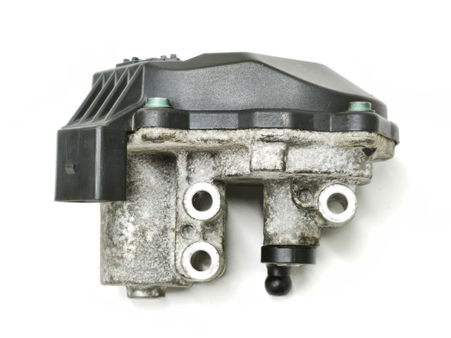 Колектор впускний 03L129711E VAG