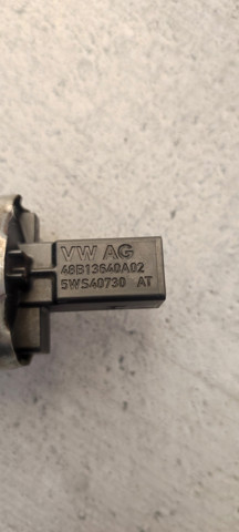 Регулятор тиску палива в паливній рейці 03L130764A VAG