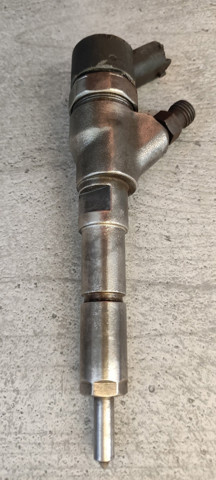 Форсунка паливна 0445110076 BOSCH