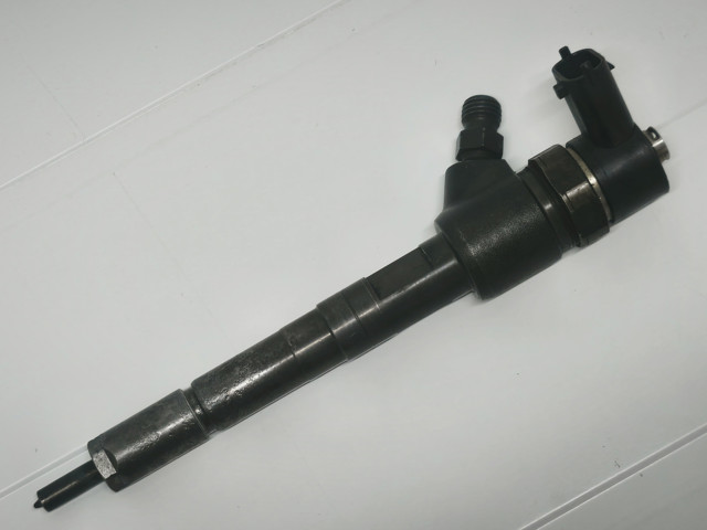 Форсунка інжектора 0445110326 BOSCH