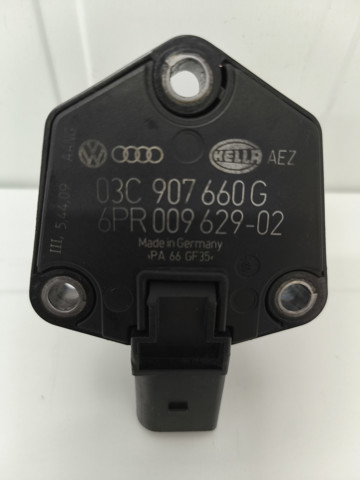 Датчик рівня мастила 04L907660C VAG