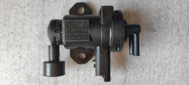 Перетворювач тиску (соленоїд) наддуву / EGR 0928400309 BOSCH