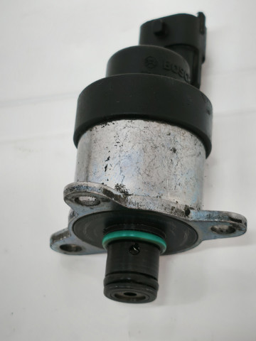 Клапан регулювання тиску палива 0928400714 BOSCH