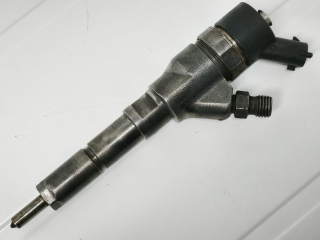 Форсунка паливна 13537785984 BOSCH