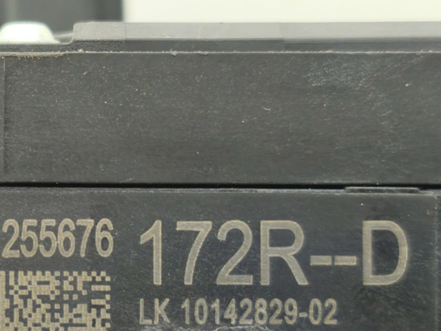 255676172R Renault (RVI)