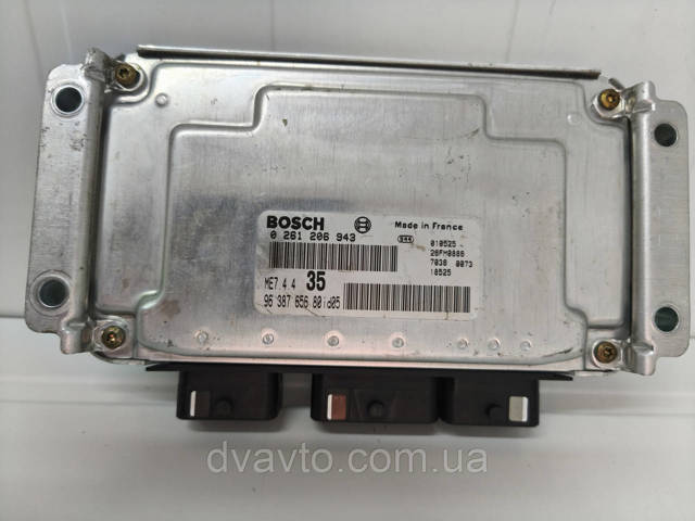 Блок двигуна 261206943 PEUGEOT