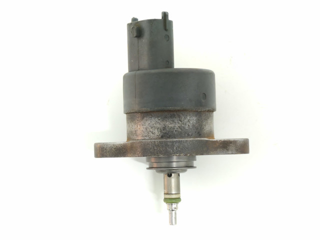 Регулятор тиску палива в паливній рейці 3140227010 BOSCH