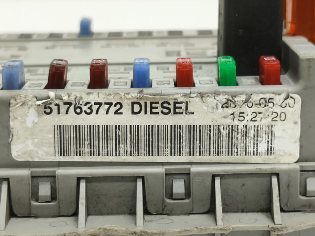 Корпус запобіжників 51763772 FIAT