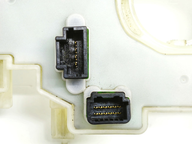 Перемикачі 681720005R RENAULT