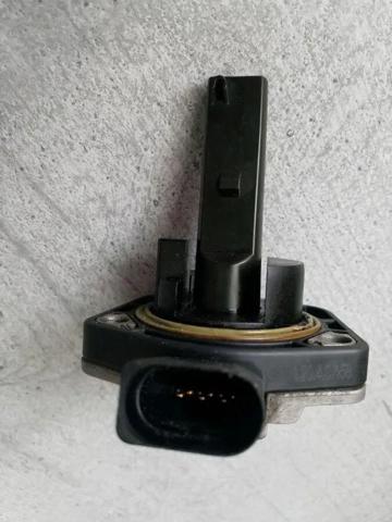 Датчик рівня масла двигуна 6PR00807902 VAG