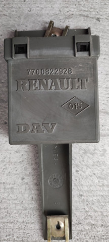 Реле вентилятора 7700822928 RENAULT