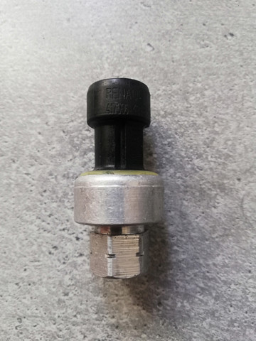 Датчик абсолютного тиску кондиціонера 7701205751 RENAULT