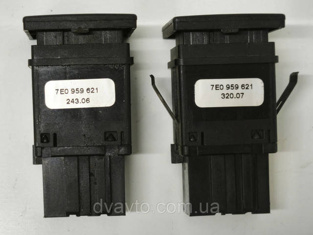Вимикач обігріву заднього скла 7E0959621 VAG