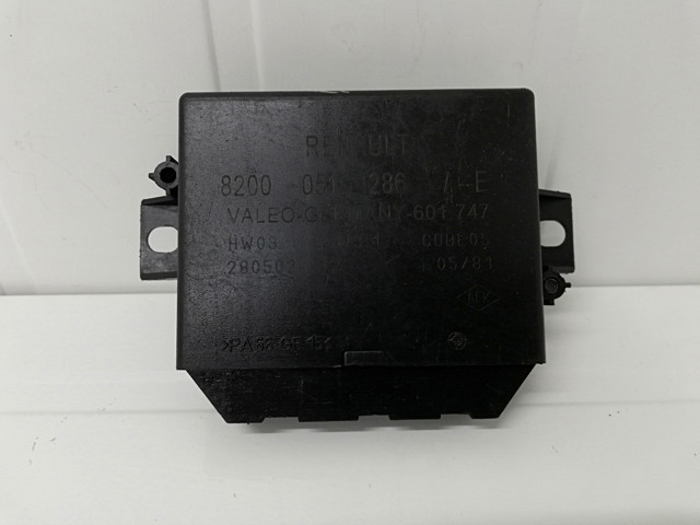 Модуль керування (ЕБУ) парктроніком 8200051286 RENAULT