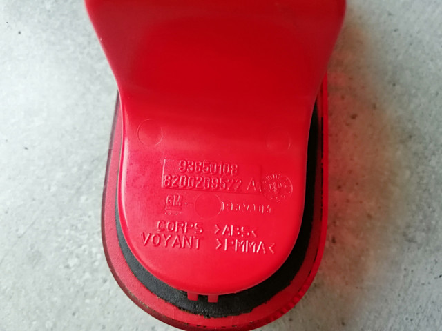 Задні стопи 8200209522 RENAULT