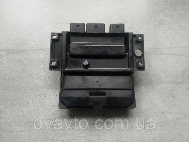 Комп'ютер двигуна 8200911560 RENAULT