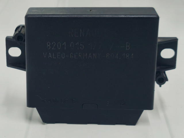 Модуль (блок ЕБУ) управління парктроніком 8201015177 RENAULT