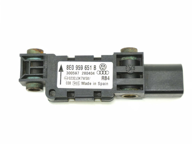 Датчик подушки безпеки 8E0959651 VAG