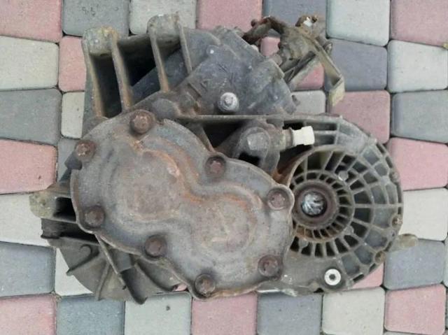 Механічна трансмісія 90578398 OPEL