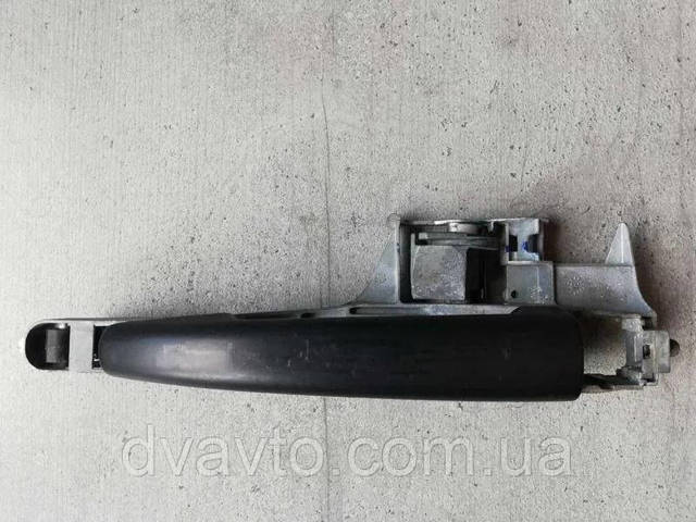 Тримач зовнішньої ручки дверей, передніх лівих 910958 PEUGEOT