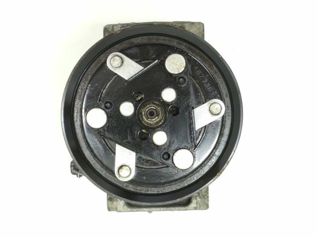 Компресор кліматичної установки 926003123R RENAULT