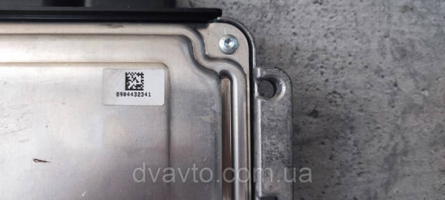 Блок двигуна 9653958980 PEUGEOT