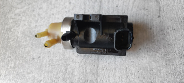 Перетворювач тиску (соленоїд) наддуву / EGR 9661960380 PEUGEOT